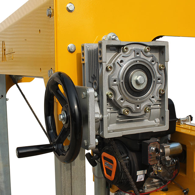 Tragbares Sägewerk mit Anhänger Tragbares Sägewerk mit Anhänger