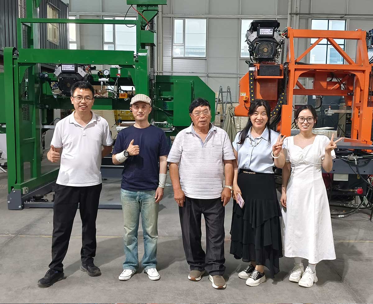 Kantenbesäummaschine für Holzplatten