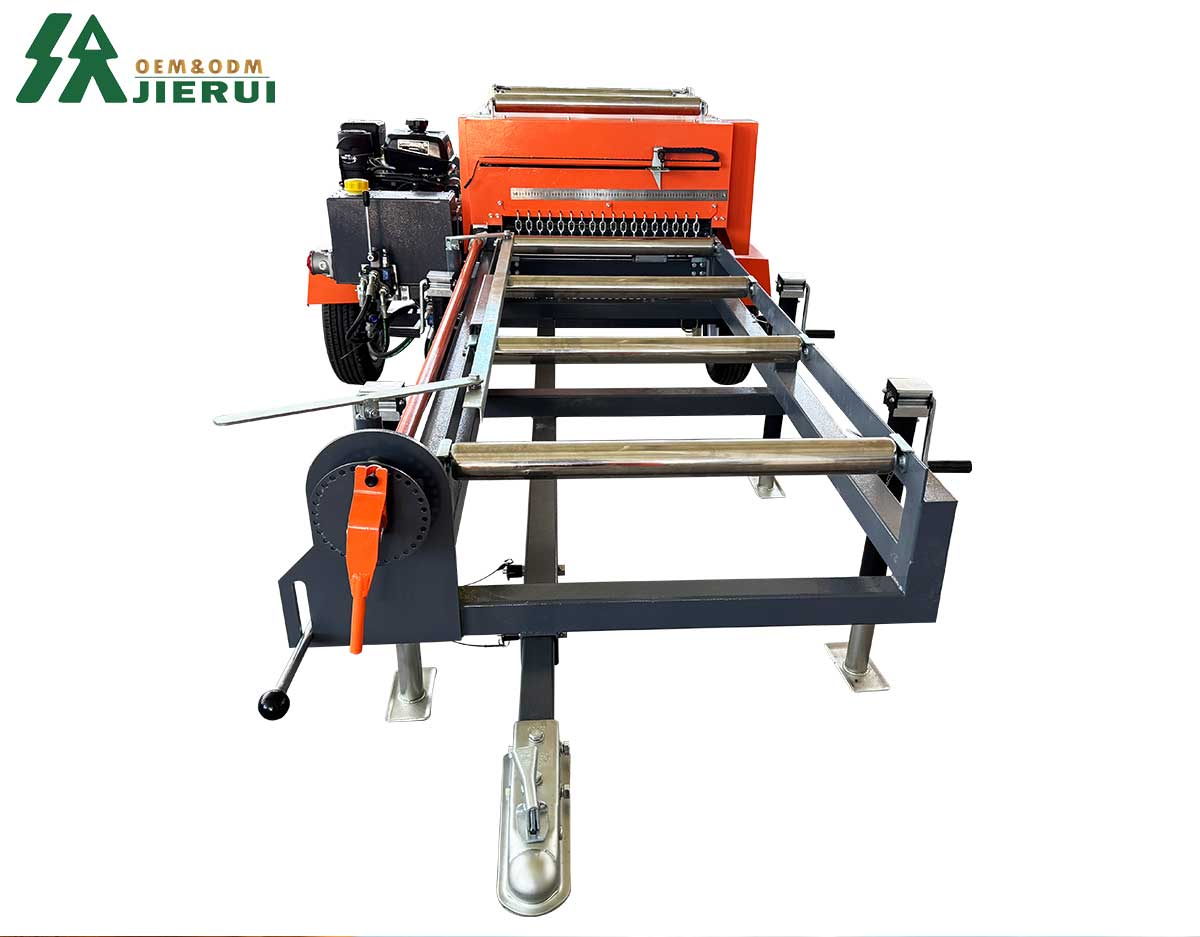 Macchina per la molatura di pannelli di legno