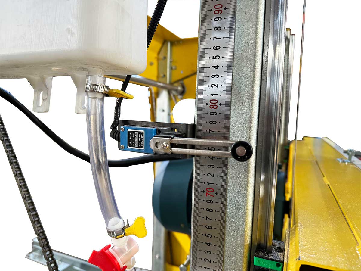 Tragbares elektrisches automatisches Sägewerk Tragbares elektrisches automatisches Sägewerk